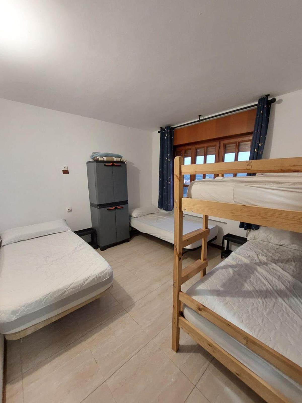 Albergue La Costana Oviedo Eksteriør bilde